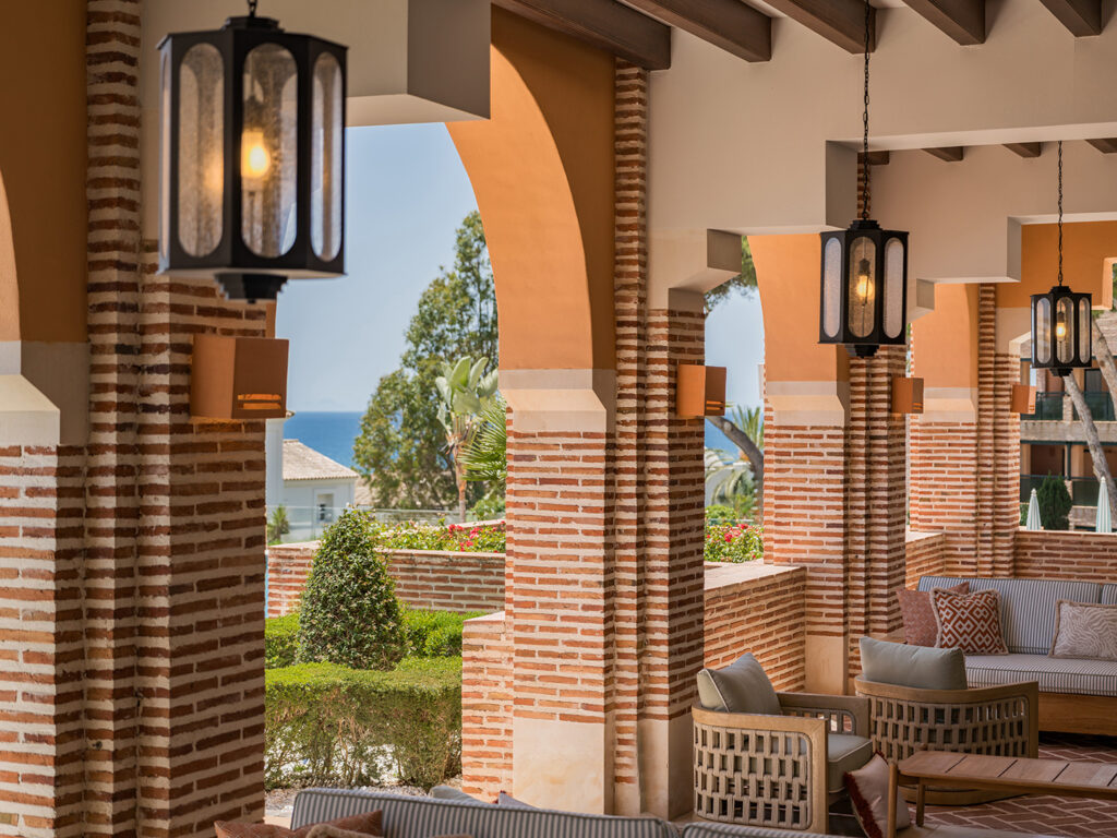 Outdoor seating in the restaurant