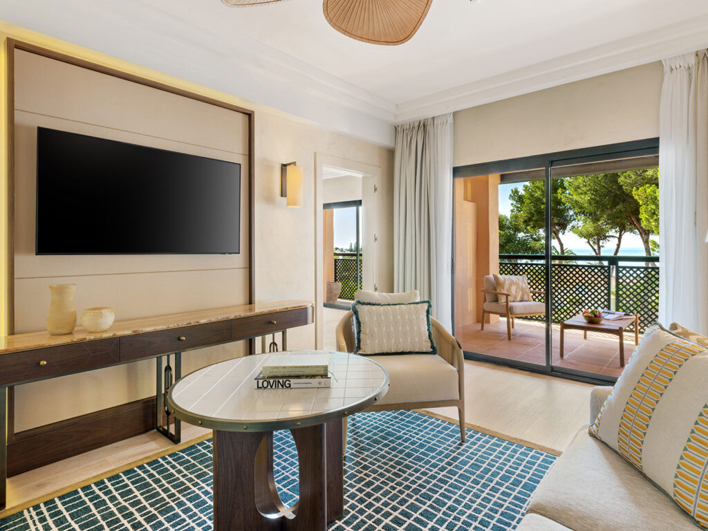 Jr Suite leaving room
