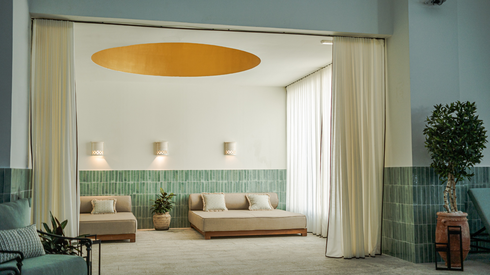 Gran Marbella Resort & Beach Club Loungers